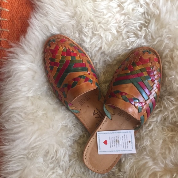 Nordstrom Shoes - SBICCA HUARACHE SLIDES 🌿